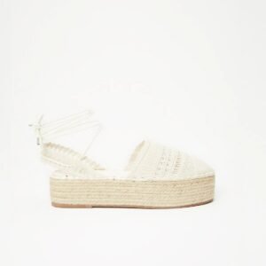 Espadryle z plecioną platformą