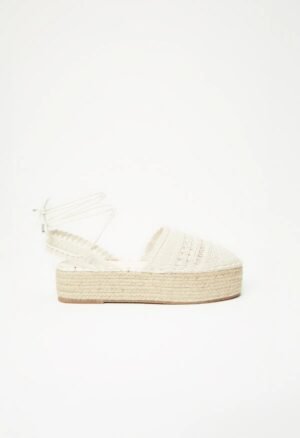 Espadryle z plecioną platformą