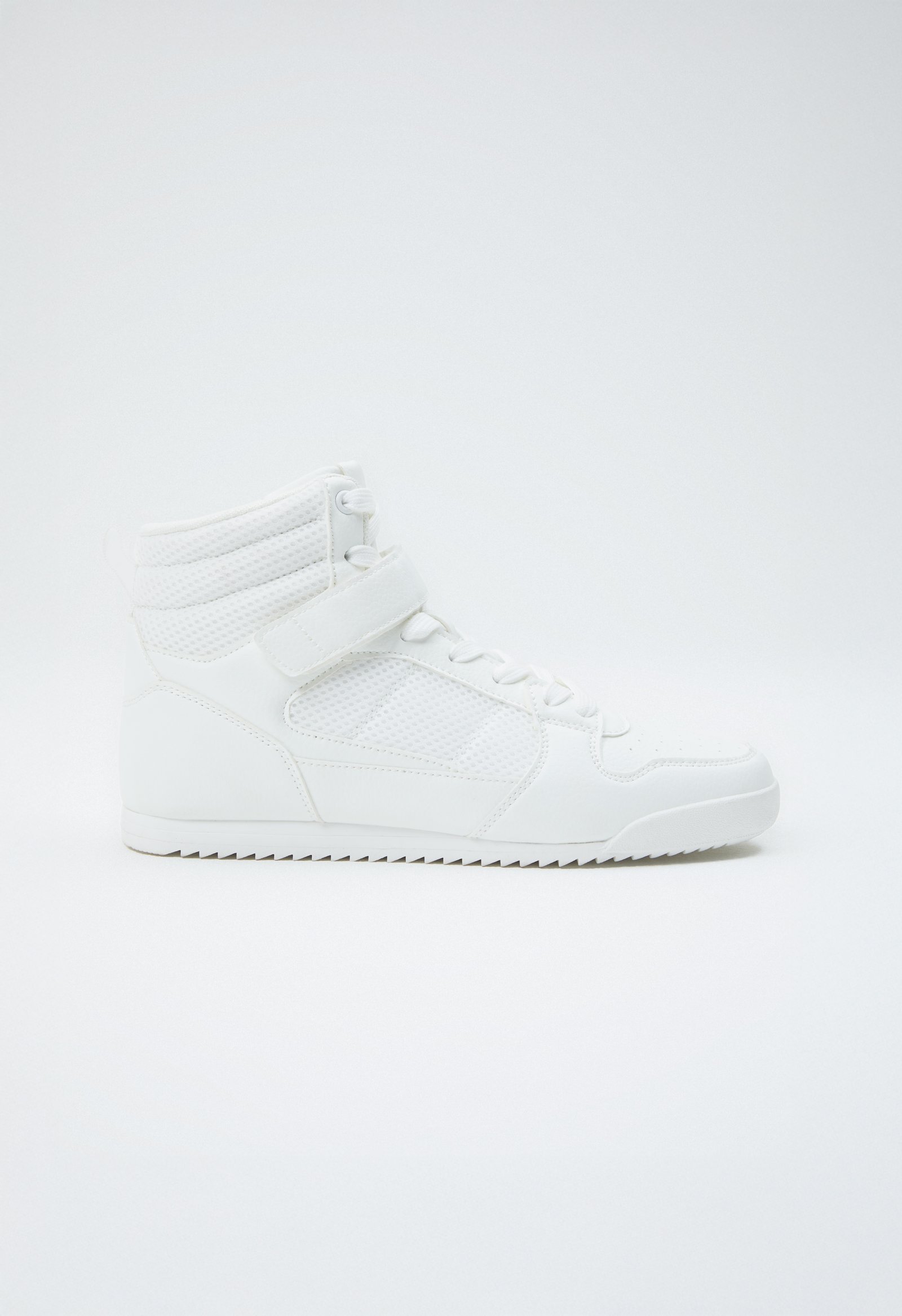 Buty sportowe typu bokserskiego