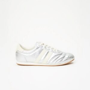 Metaliczne sneakersy