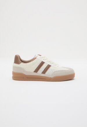 Sneakersy z efektem siatki