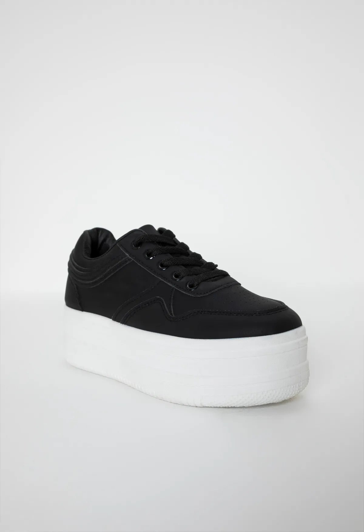 Sneakersy na grubej podeszwie - Image 2