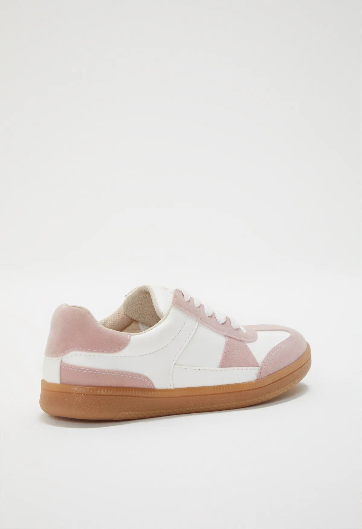 Sneakersy z połączeniem materiałów - Image 2
