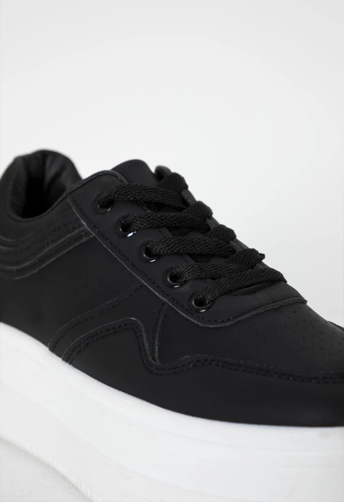 Sneakersy na grubej podeszwie - Image 3